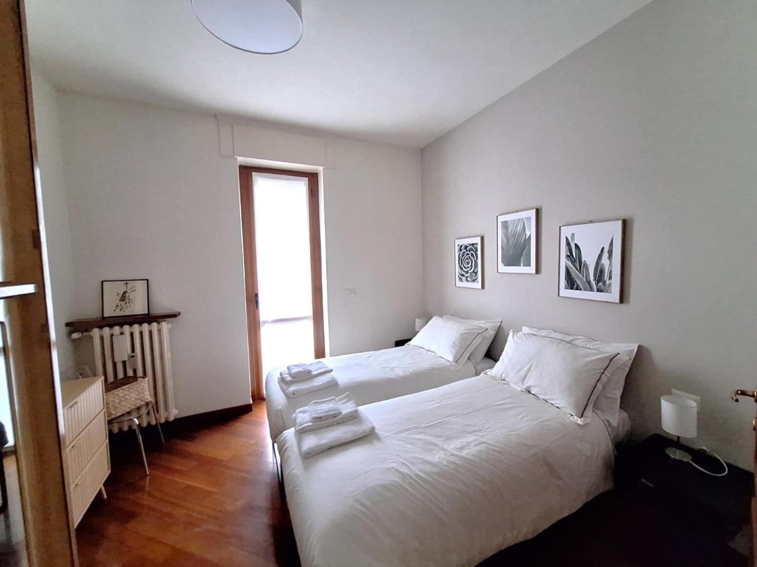Charming Towers Guest House-Apartment Милано Екстериор снимка